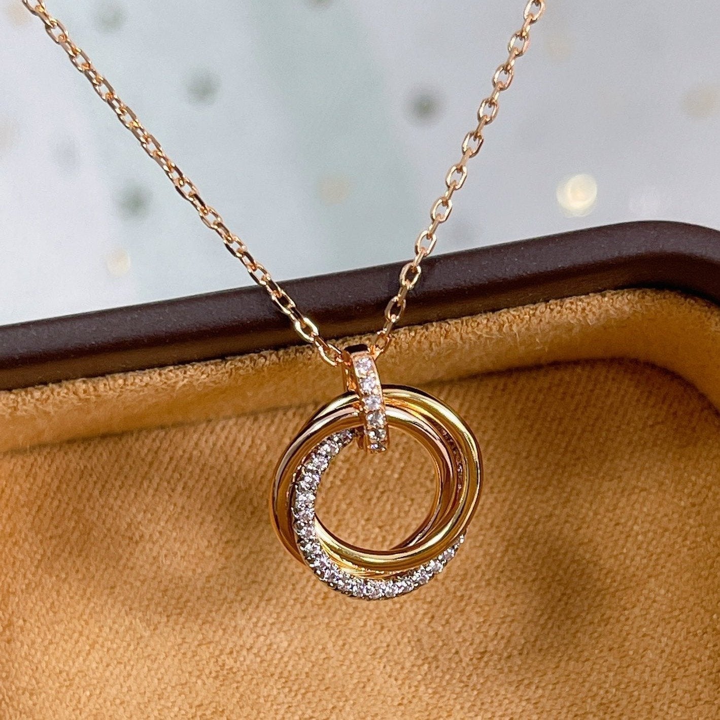 [Dawnora Jewelry]TRINITY NECKLACE SILVER GOLD PINK GOLD DIAMONDS