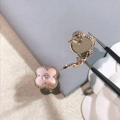 [Dawnora Jewelry]CLOVER MEDIUM 1 MOTIFS  PINK MOP DIAMOND EARRINGS