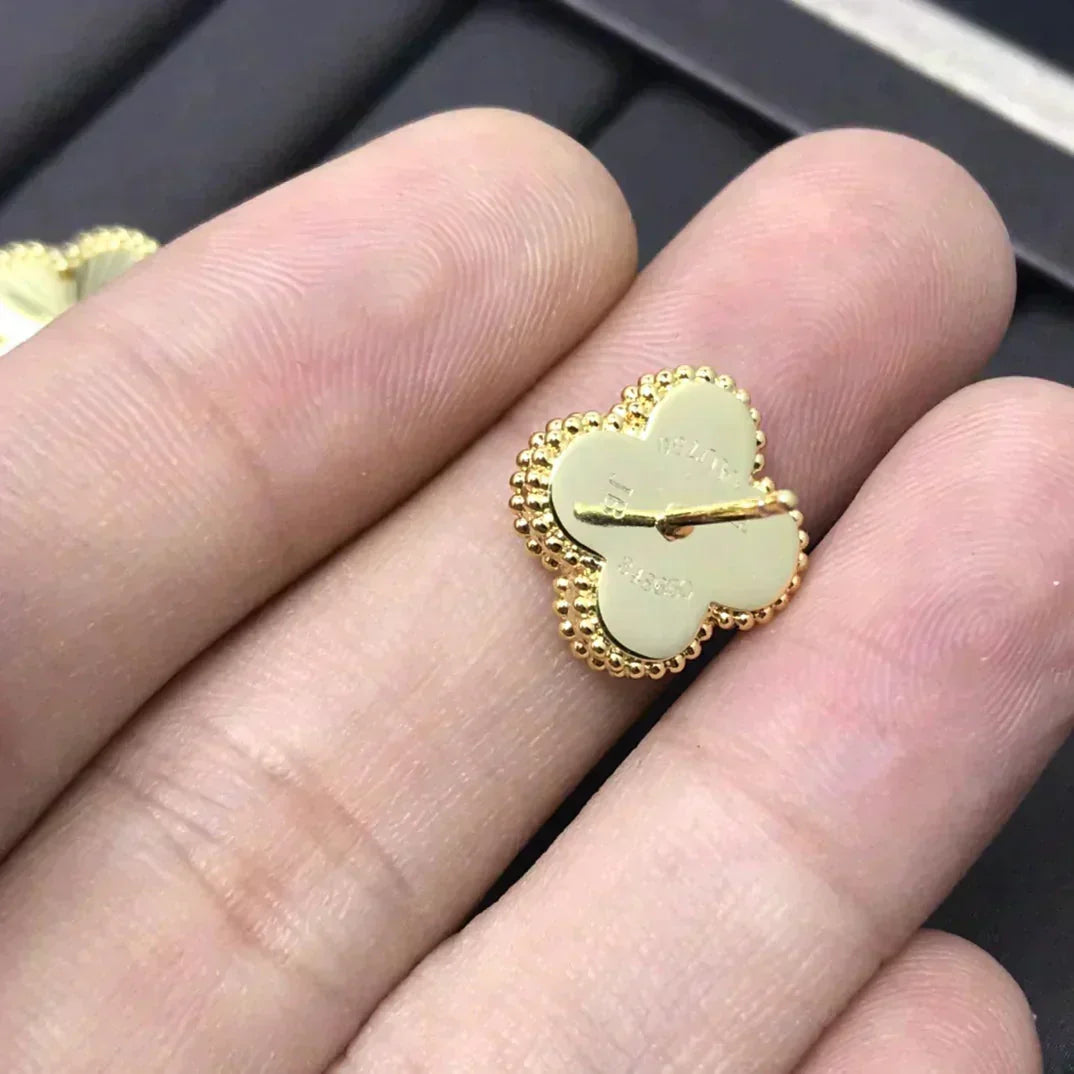 [Dawnora Jewelry]CLOVER MINI 9.5MM LASER EARRINGS