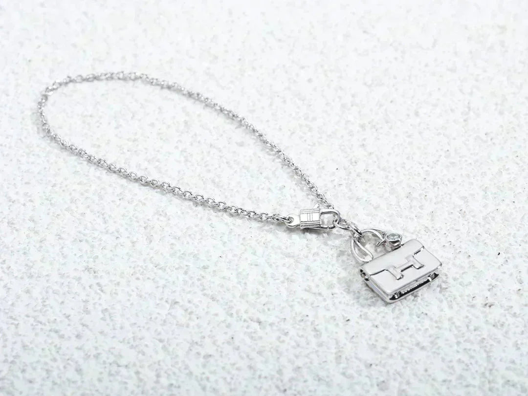 [Dawnora Jewelry]AMULETTE PEDANT SILVER NECKLACE