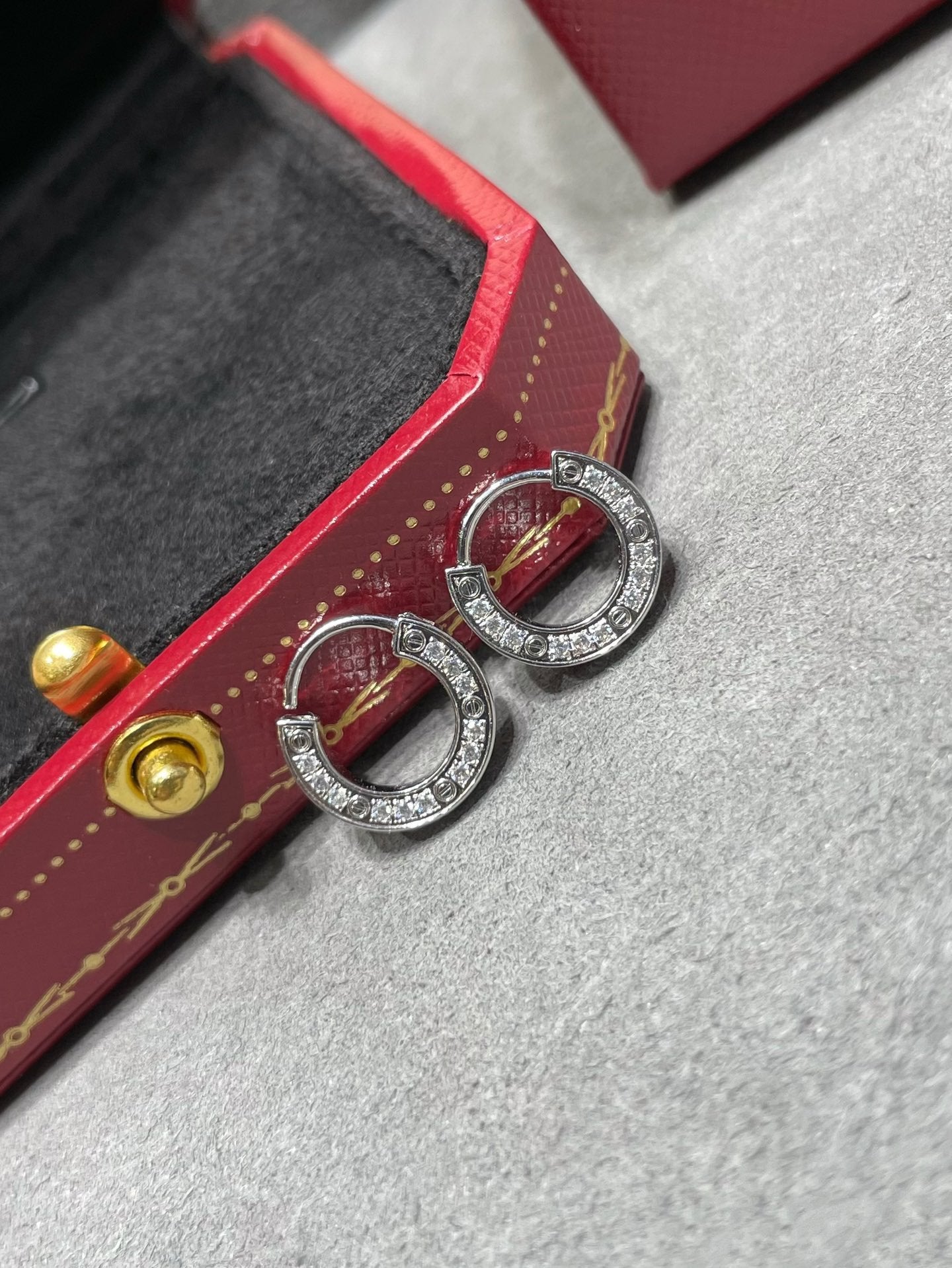 [Dawnora Jewelry]LOVE DIAMOND EARRINGS