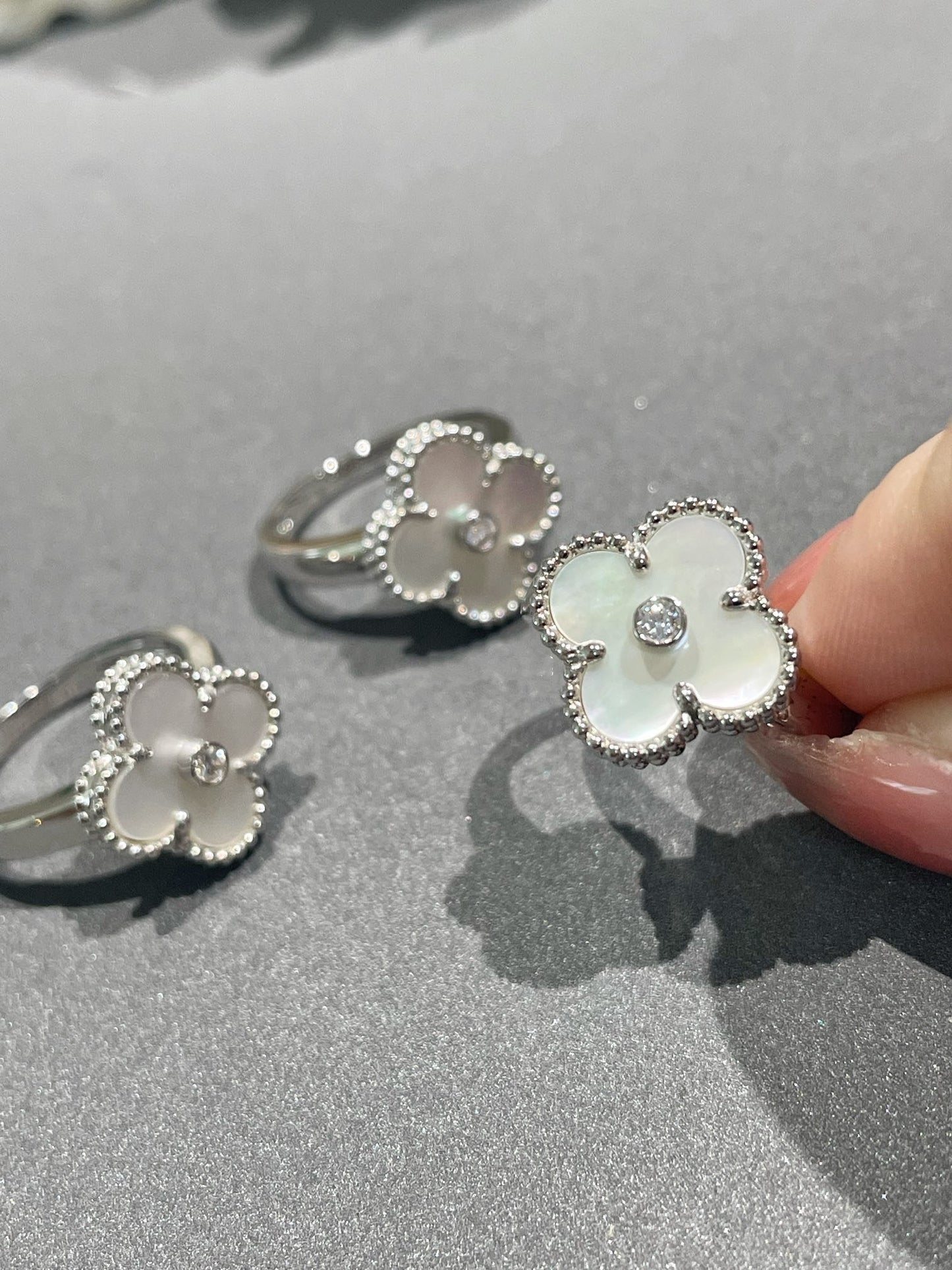 [Dawnora Jewelry]CLOVER SILVER MOP DIAMOND RING