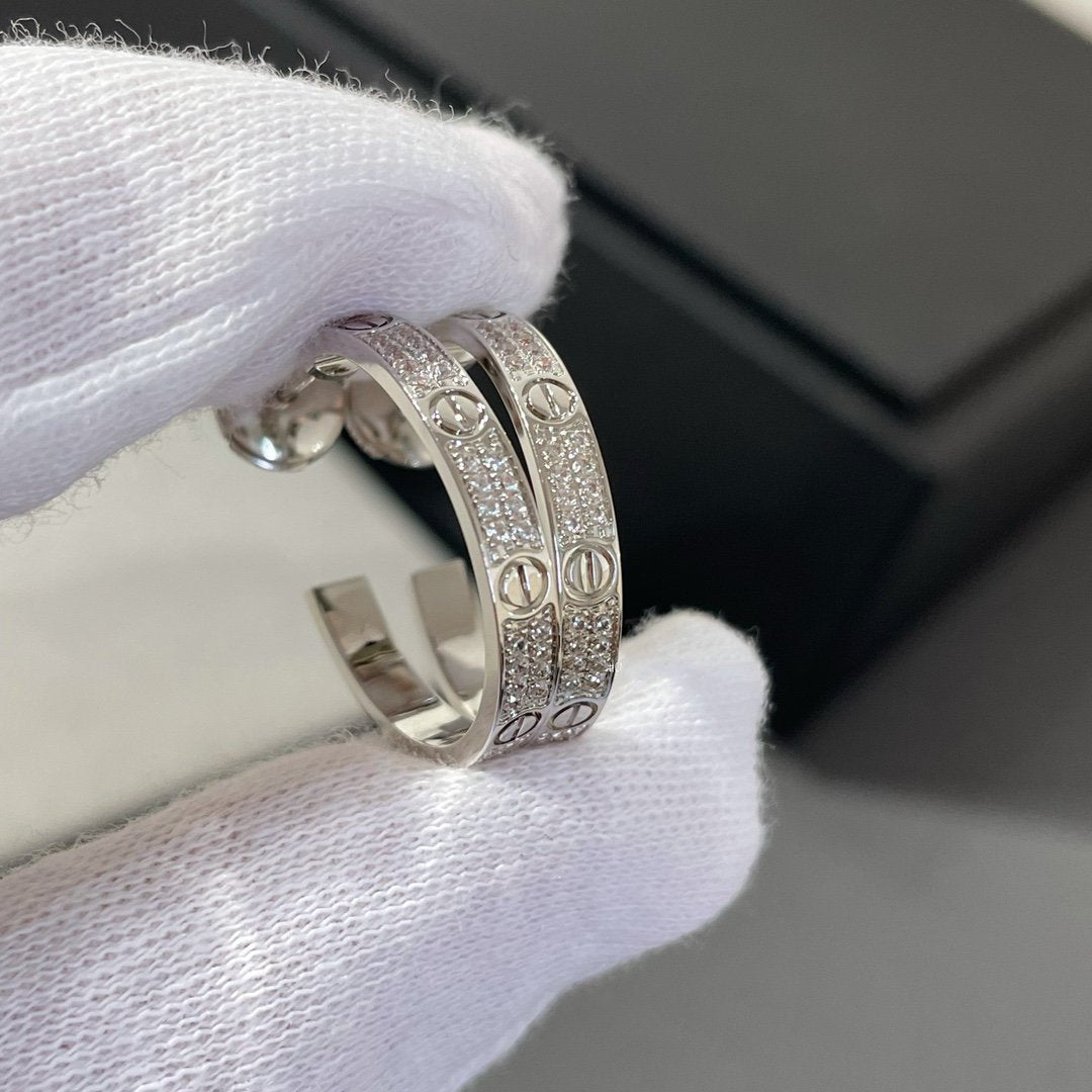 [Dawnora Jewelry]LOVE DIAMOND SILVER HOOP EARRINGS