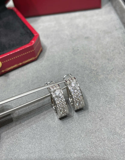 [Dawnora Jewelry]LOVE 5.5MM DIAMOND PAVED EARRINGS
